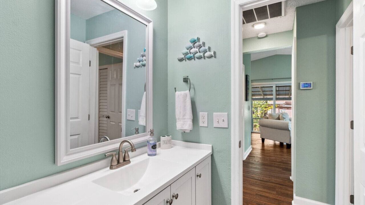 Photo of Bathroom in Palm Harbor