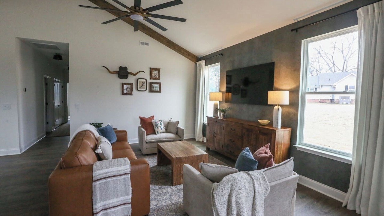 Photo of Livingroom in Greer