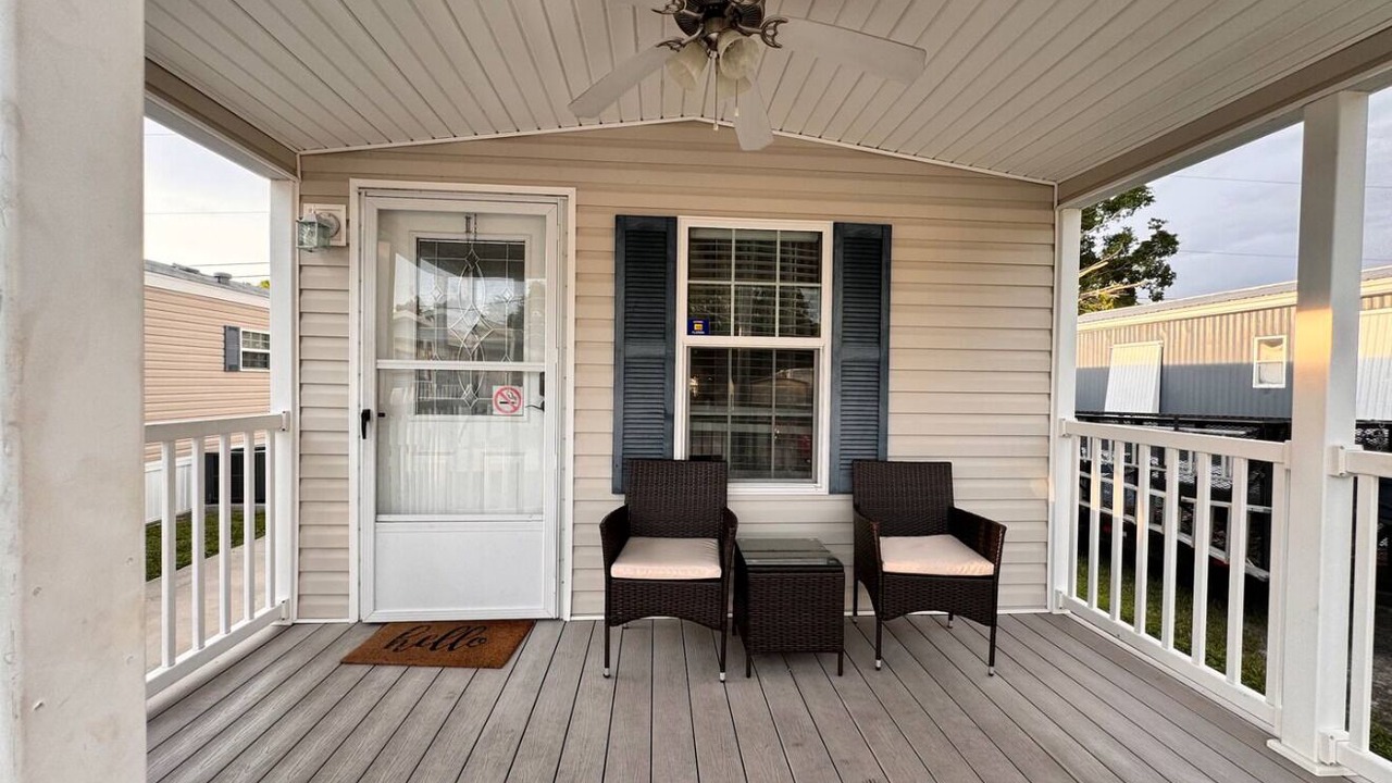 Photo of Patio Balcony in Bayshore Gardens