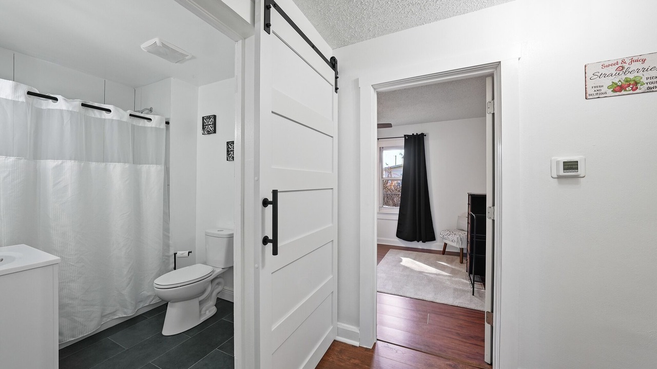 Photo of Bathroom in Plant City