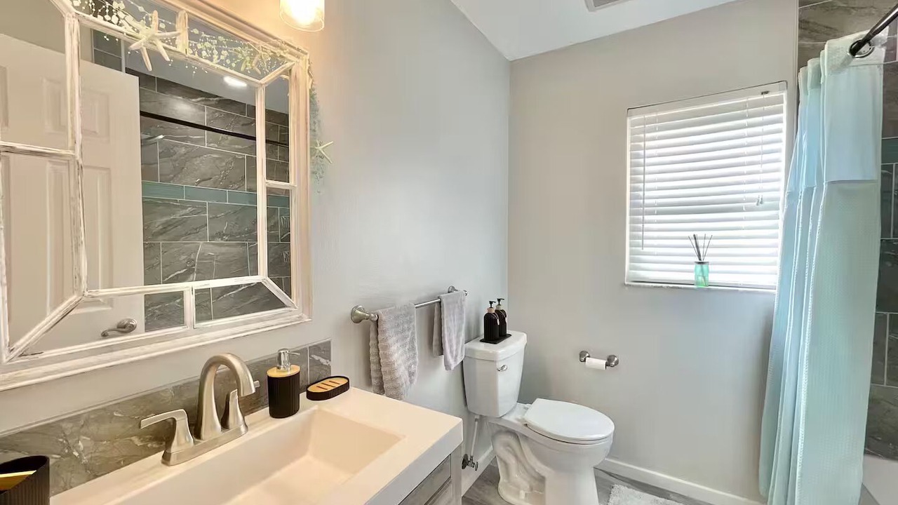 Photo of Bathroom in Tarpon Springs
