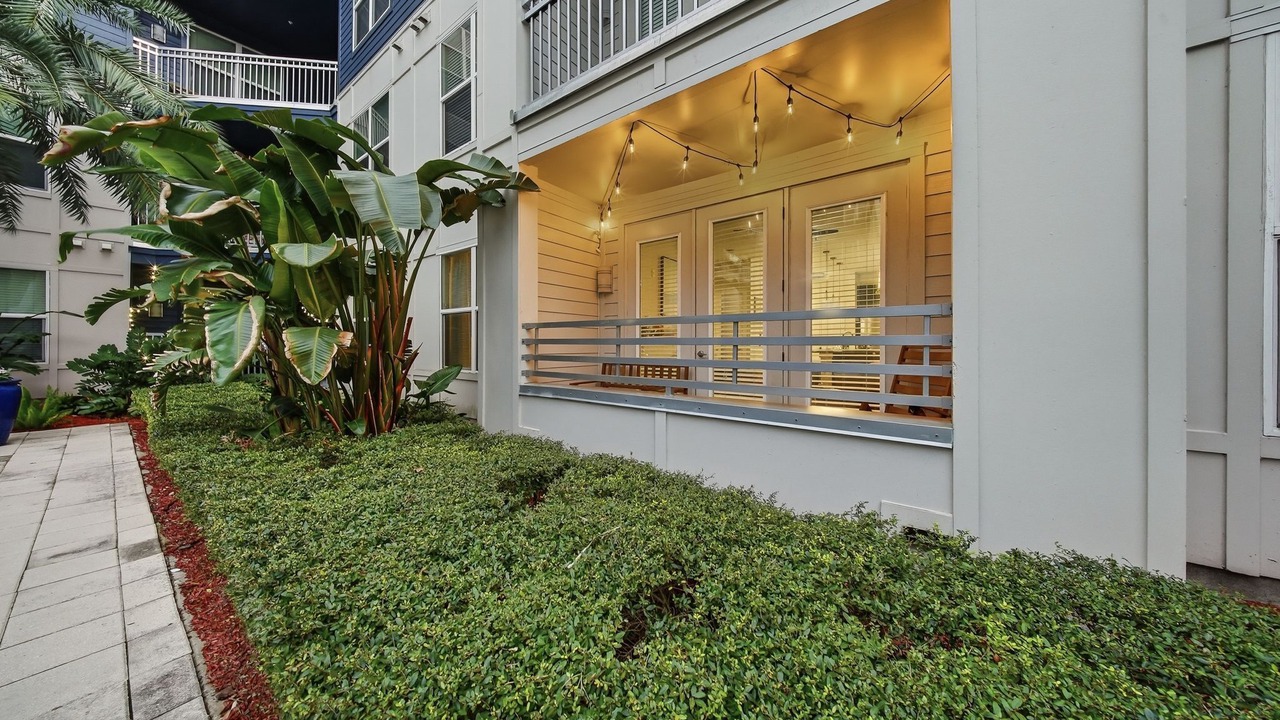 Photo of Outdoor in Courier City - Oscawana
