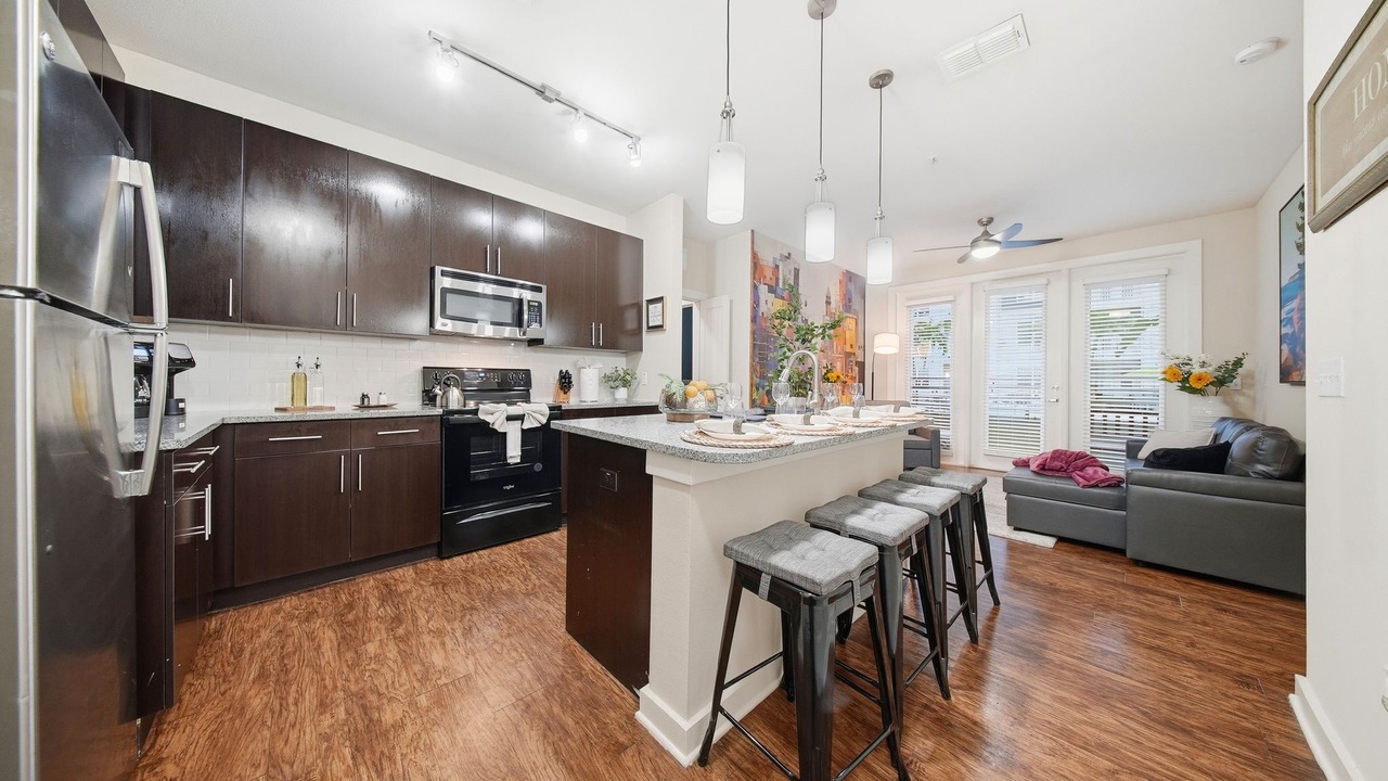 Photo of Kitchen in Courier City - Oscawana