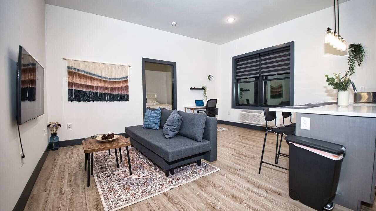 Photo of Livingroom in West New York