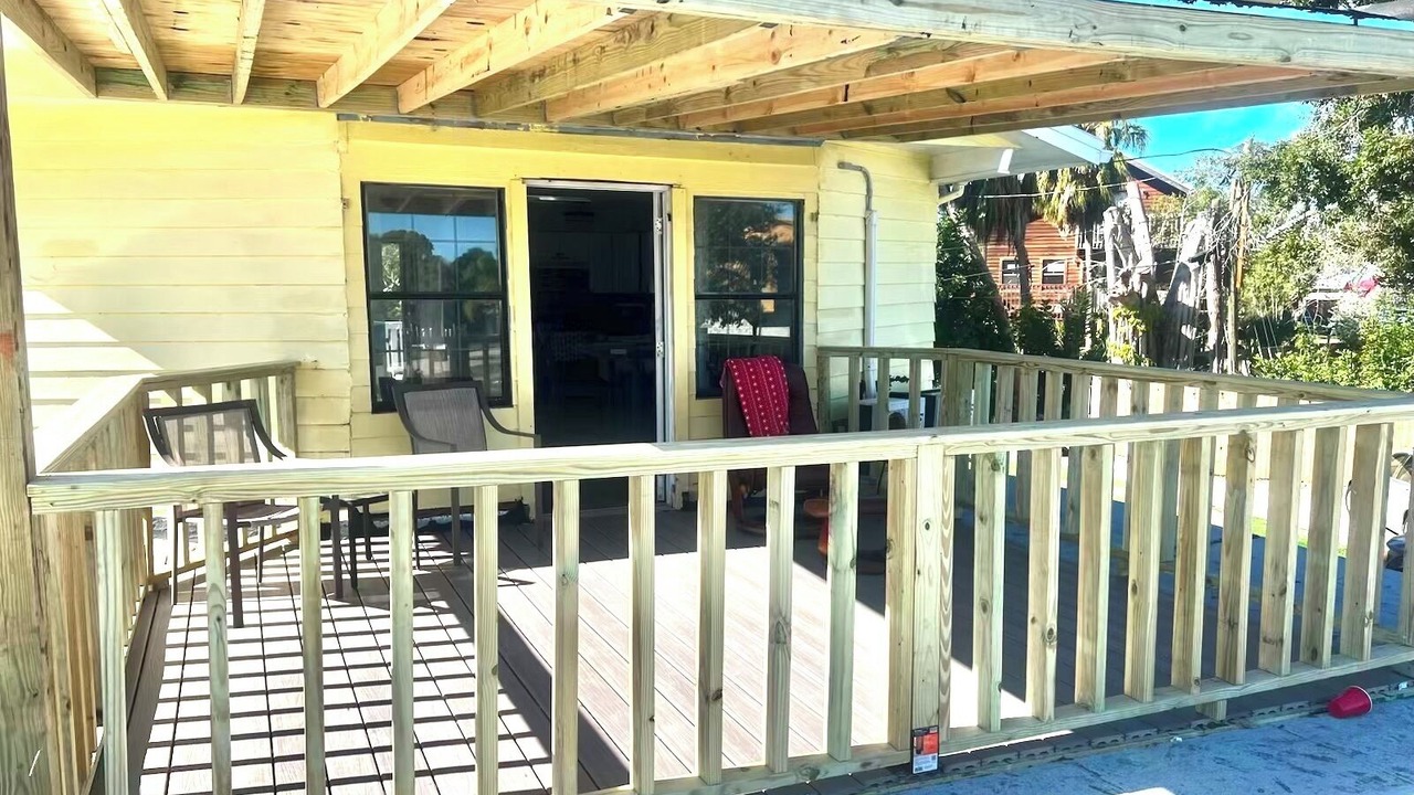 Photo of Patio Balcony in Bayou Shores