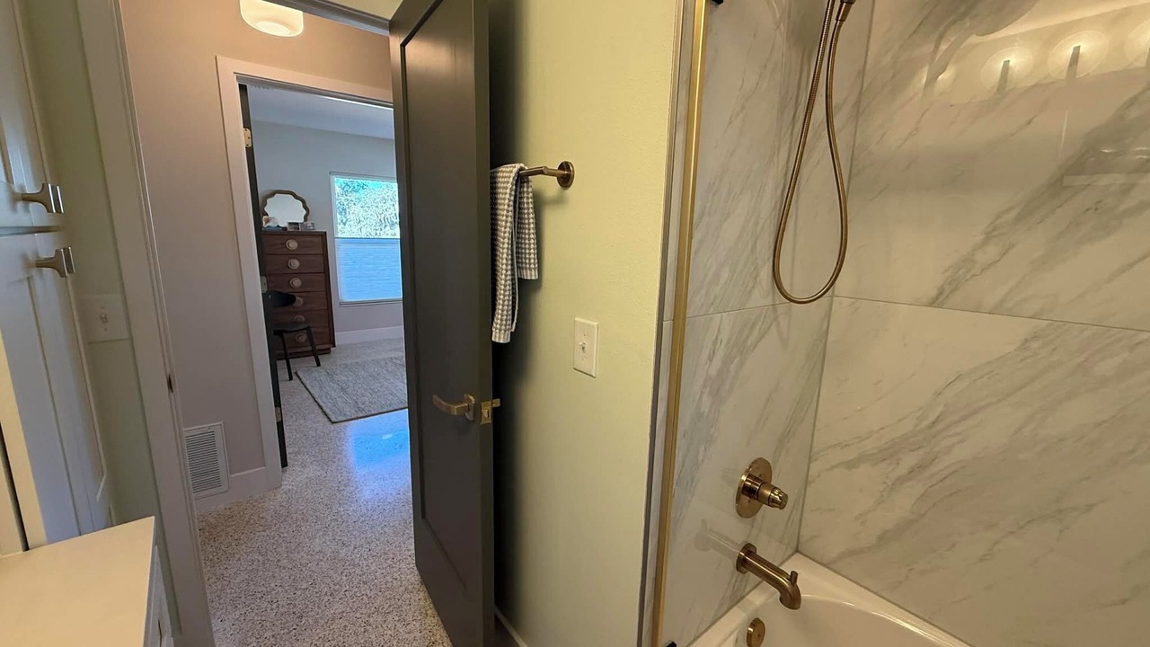 Photo of Bathroom in Howey-in-the-Hills