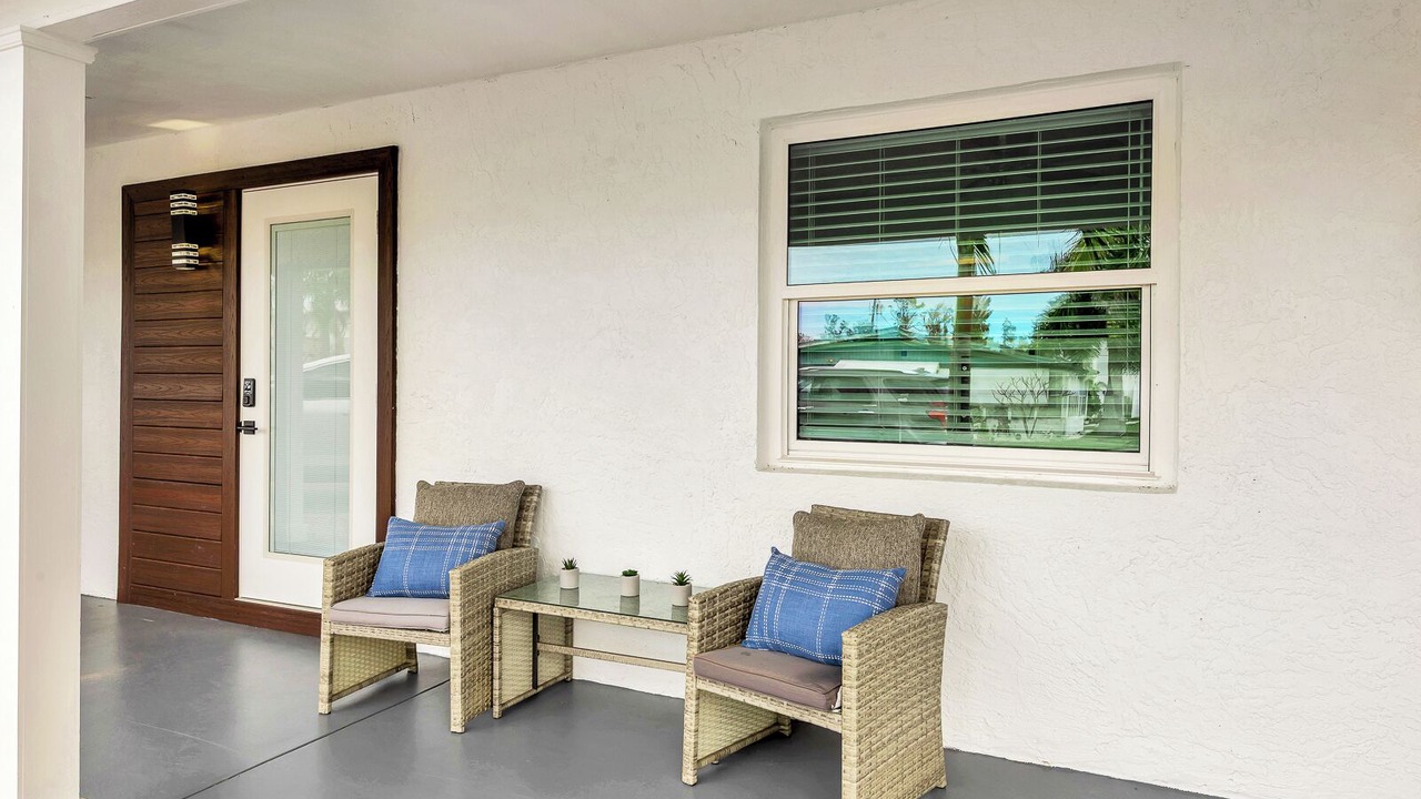 Photo of Patio Balcony in Whitney Beach