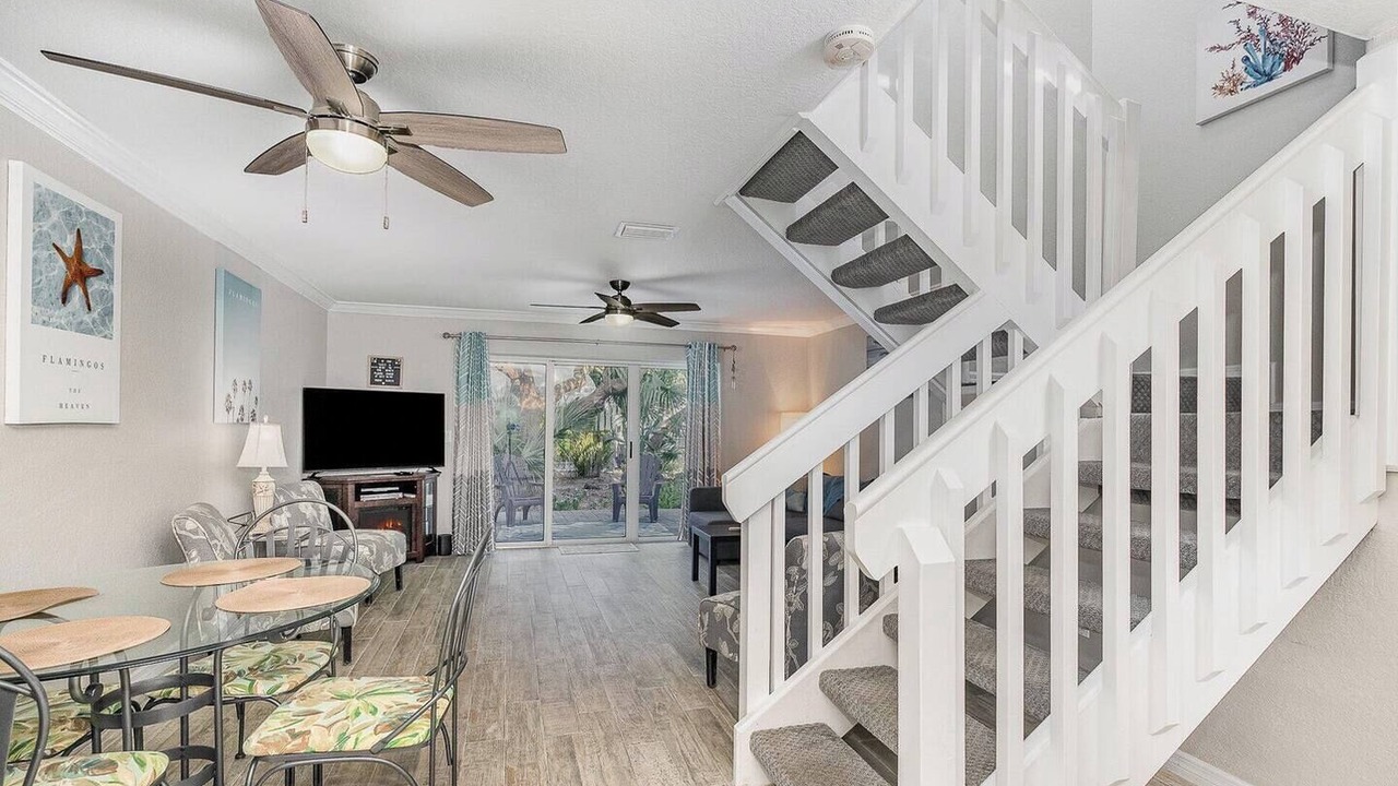 Photo of Livingroom in Villages of Seaport