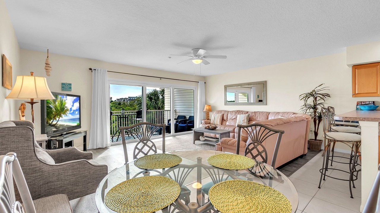 Photo of Livingroom in Indian Shores