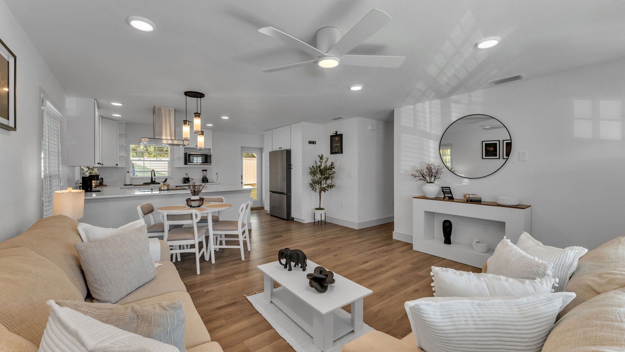 Photo of Livingroom in Dixieland