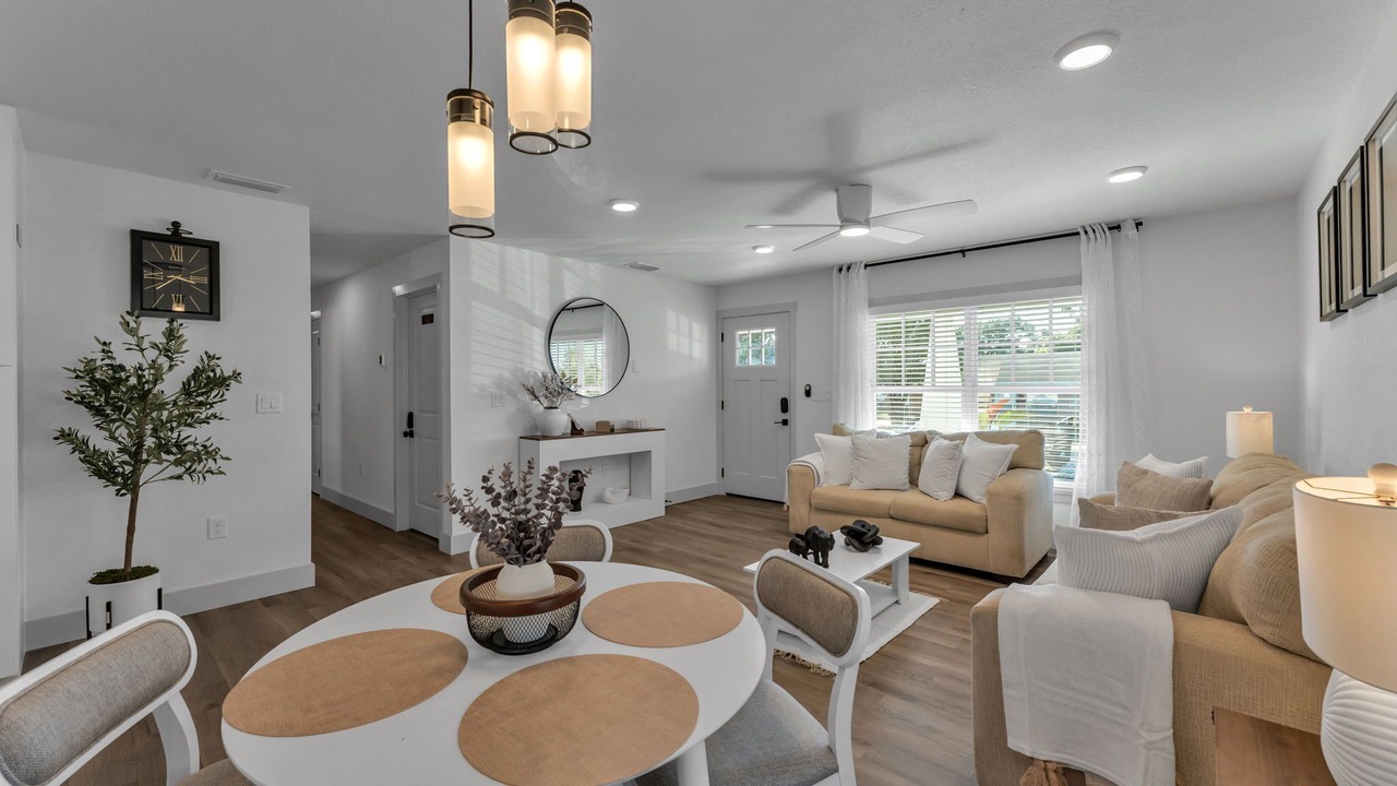 Photo of Livingroom in Dixieland