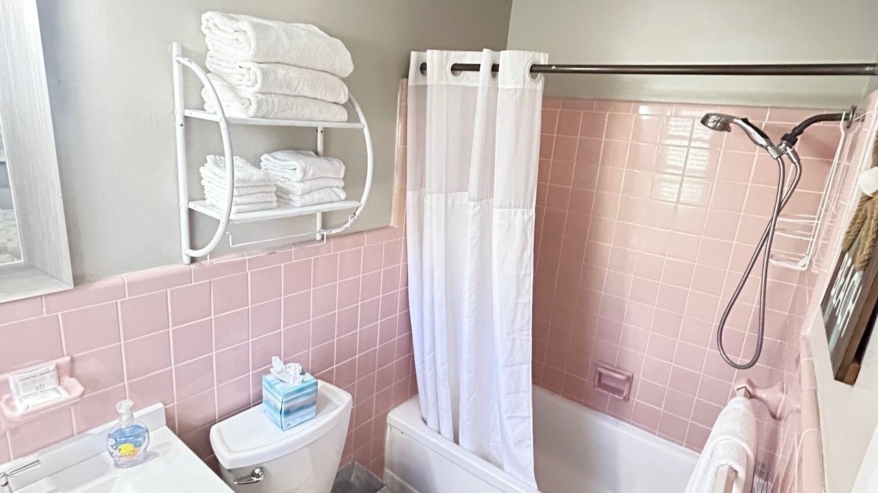 Photo of Bathroom in Bay Esplanade