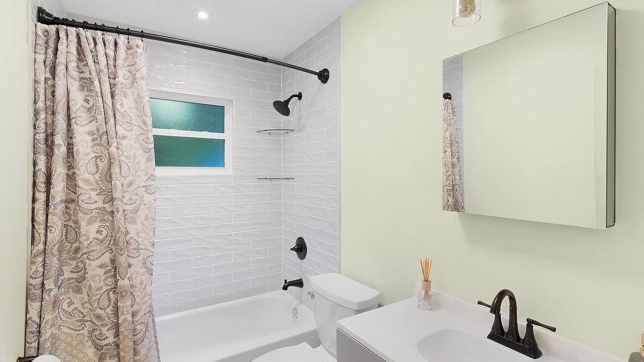 Photo of Bathroom in Belleview