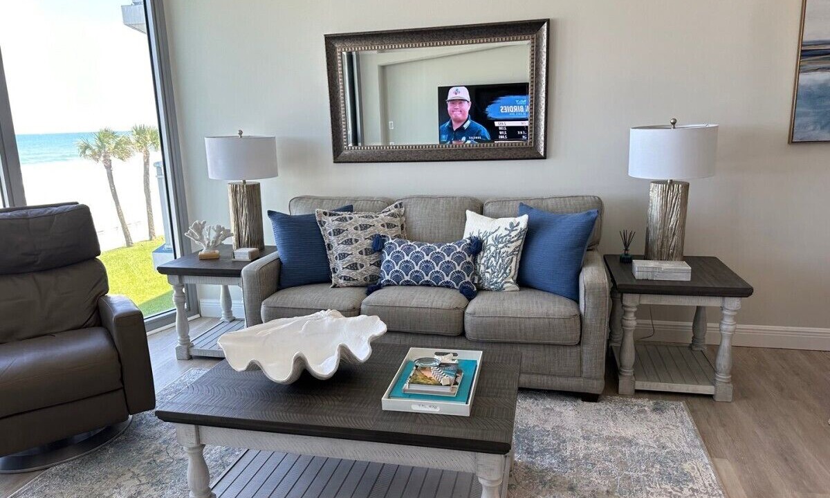 Photo of Livingroom in Ocean View Halifax Estates