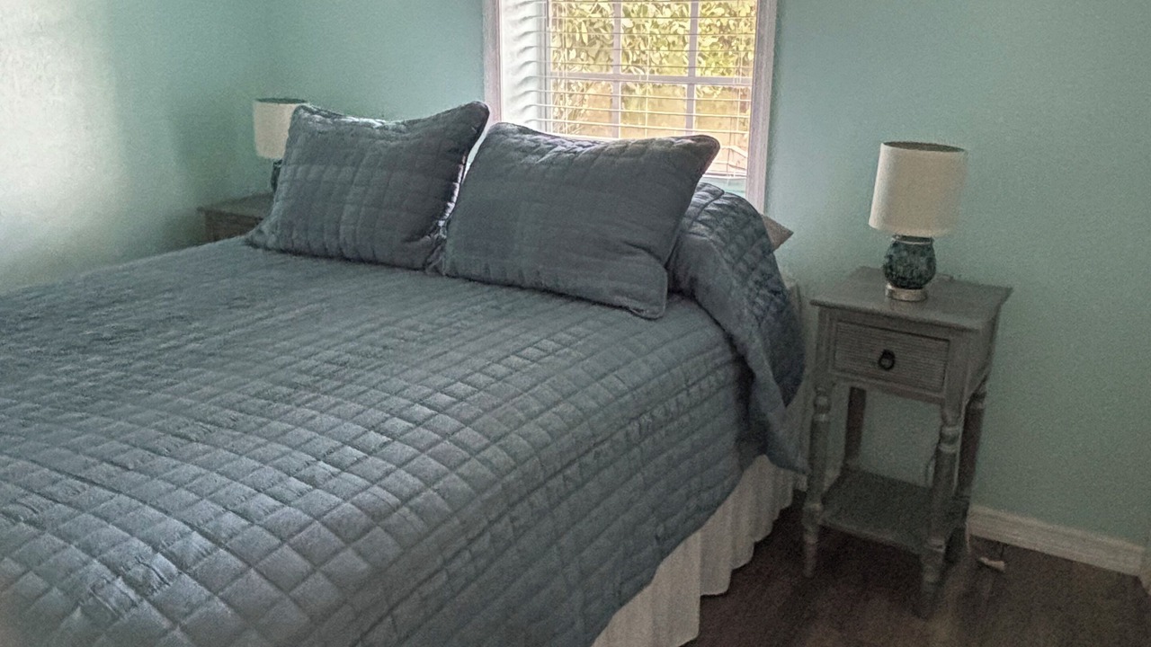 Photo of Bedroom in Crystal Beach