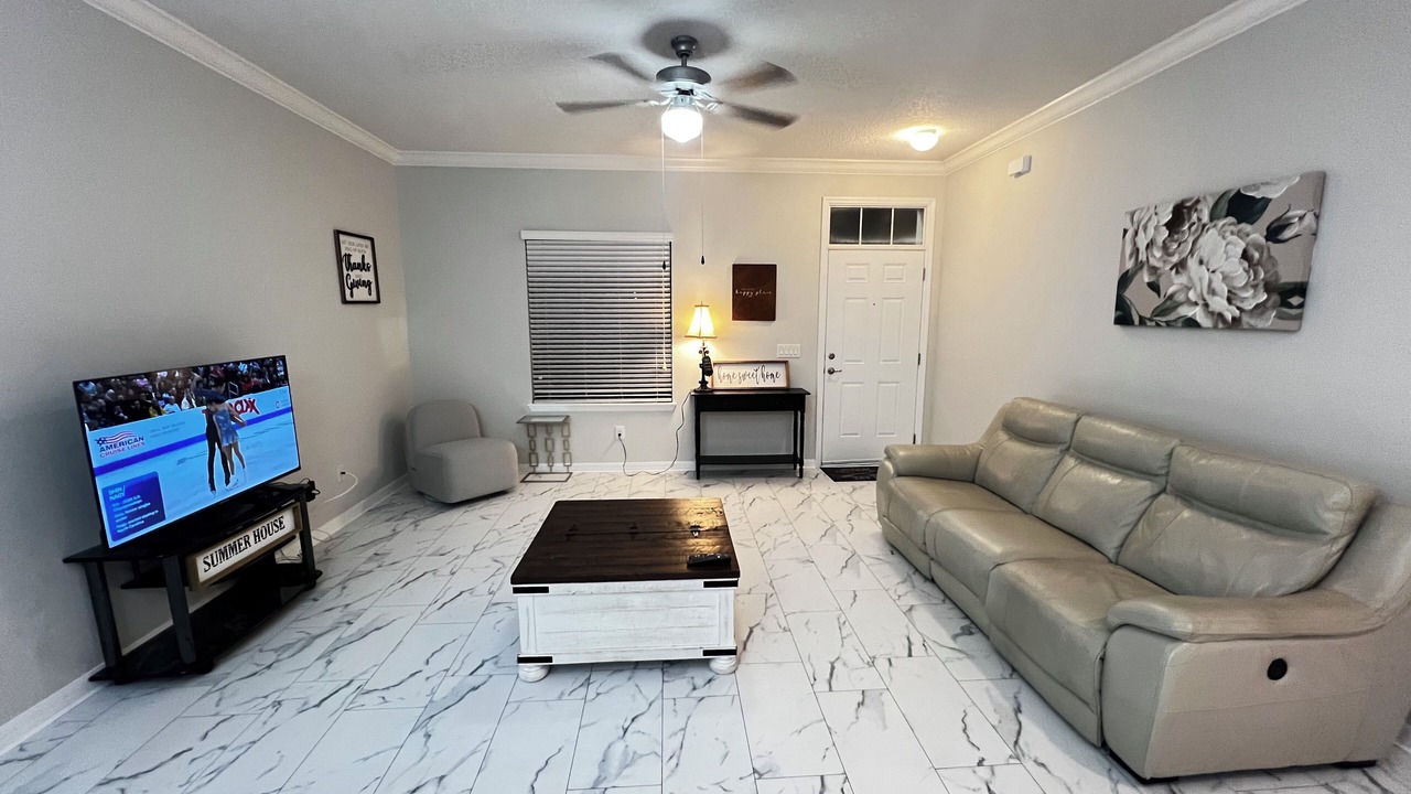Photo of Livingroom in Haines City