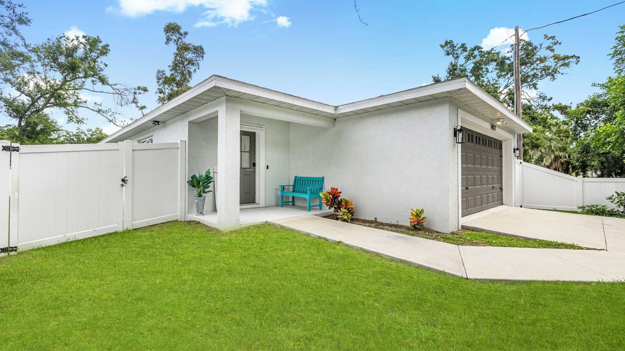 Photo of Outdoor in Central Sarasota