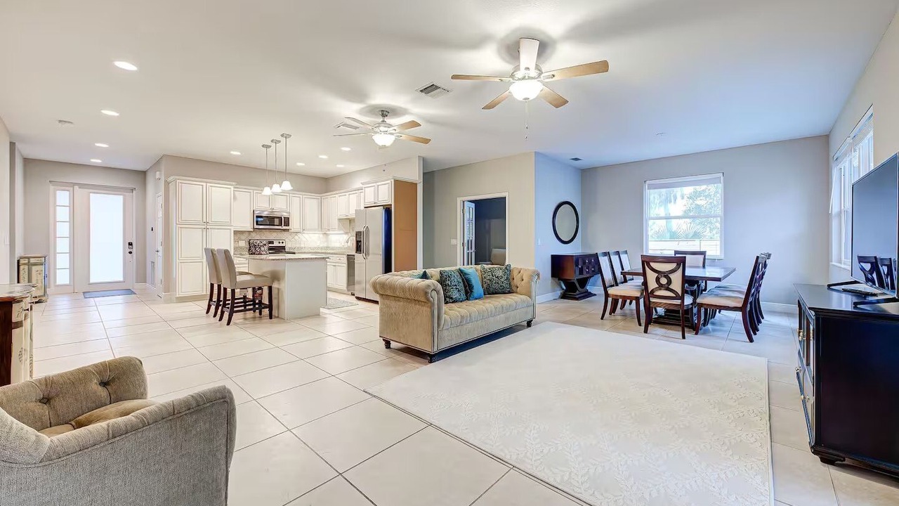 Photo of Livingroom in South Sarasota