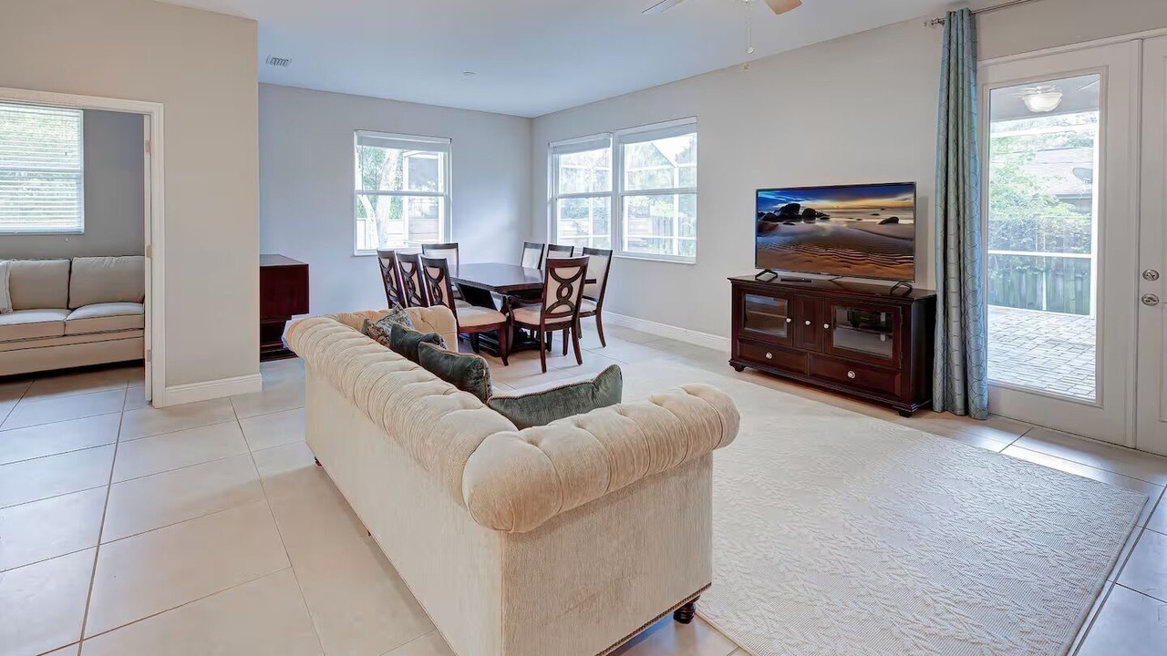 Photo of Livingroom in South Sarasota