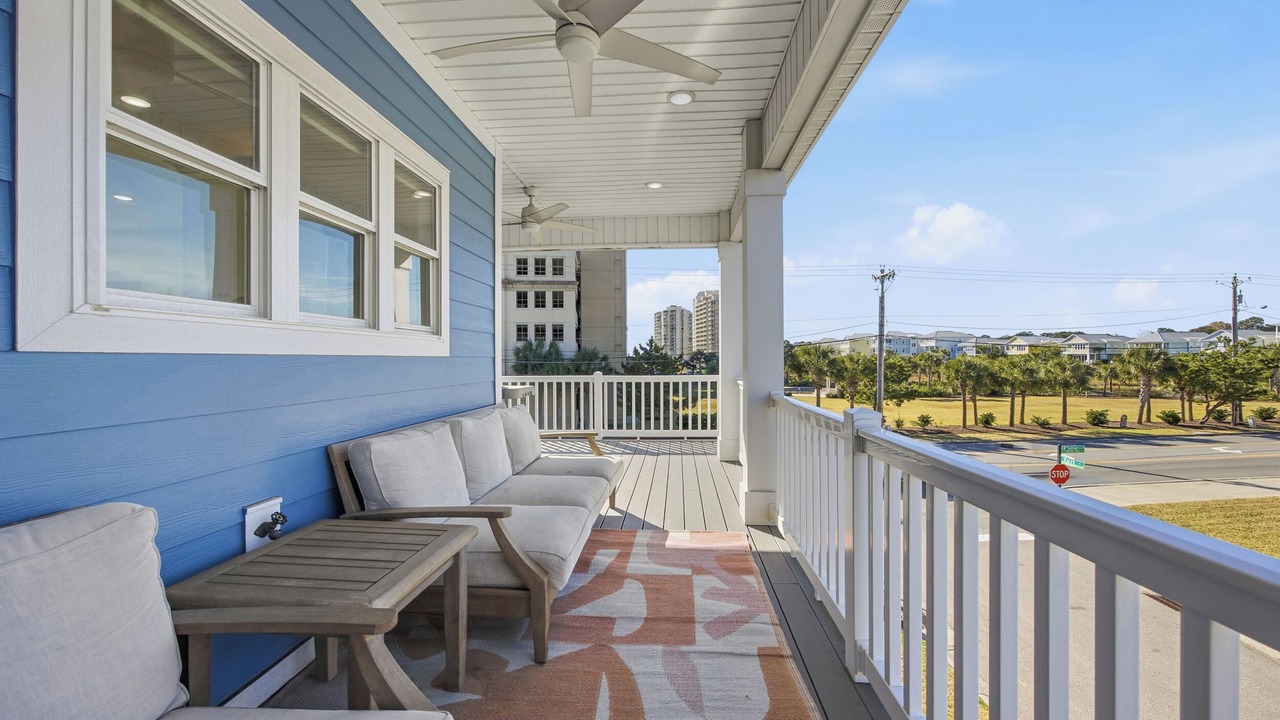 Photo of Patio Balcony in Windy Hill