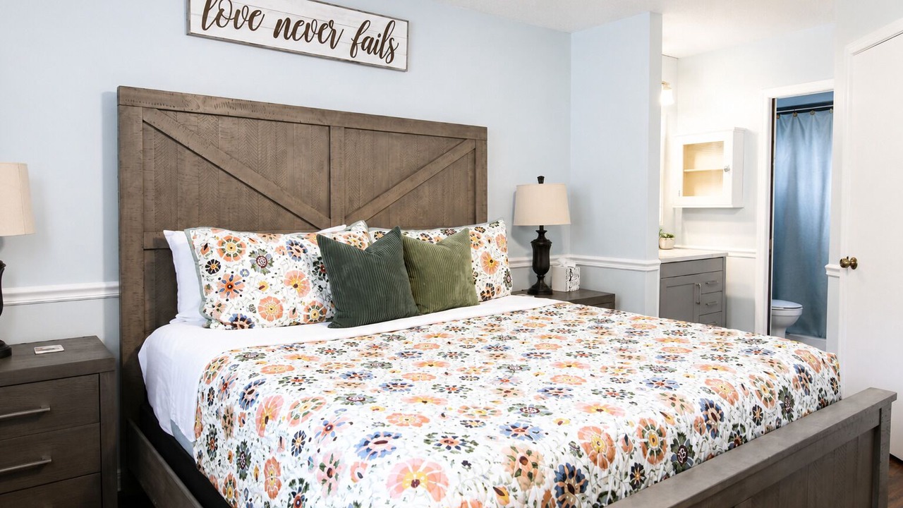 Photo of Bedroom in Wood Trail Village