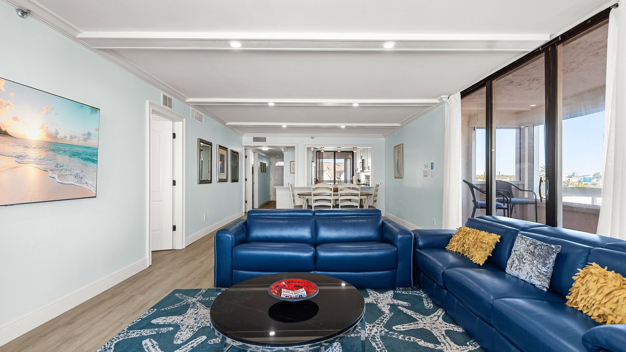 Photo of Livingroom in Redington Shores