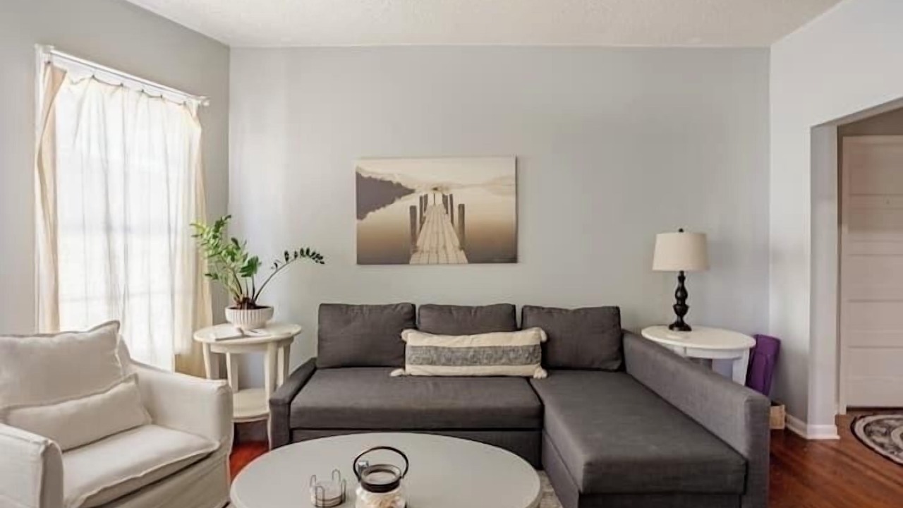 Photo of Livingroom in Hyde Park