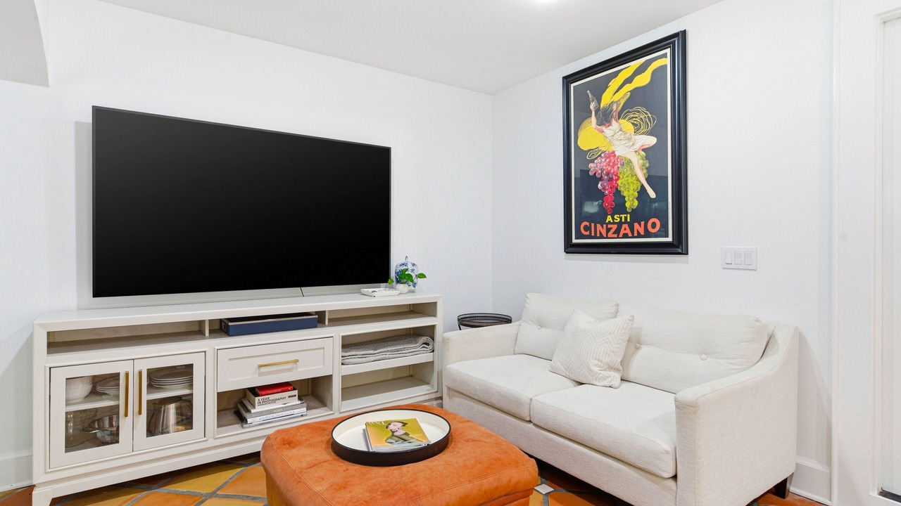 Photo of Livingroom in Beach Park