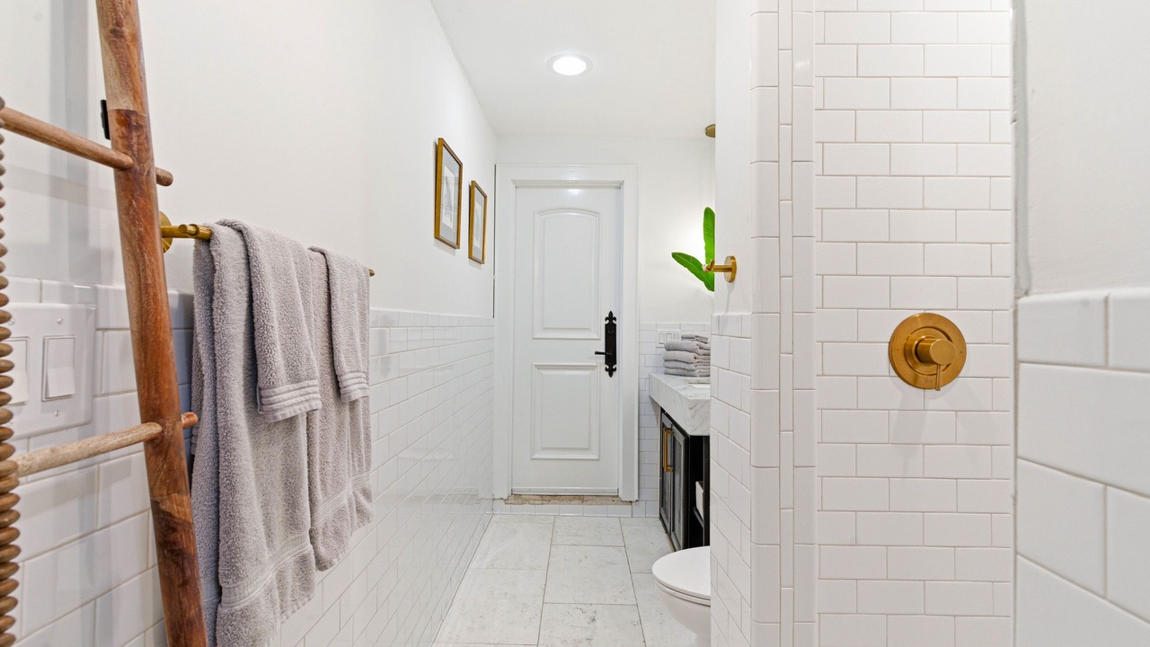 Photo of Bathroom in Beach Park