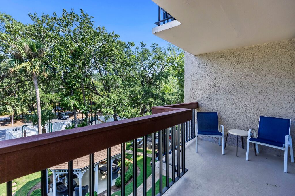 Photo of Patio Balcony in North Forest Beach