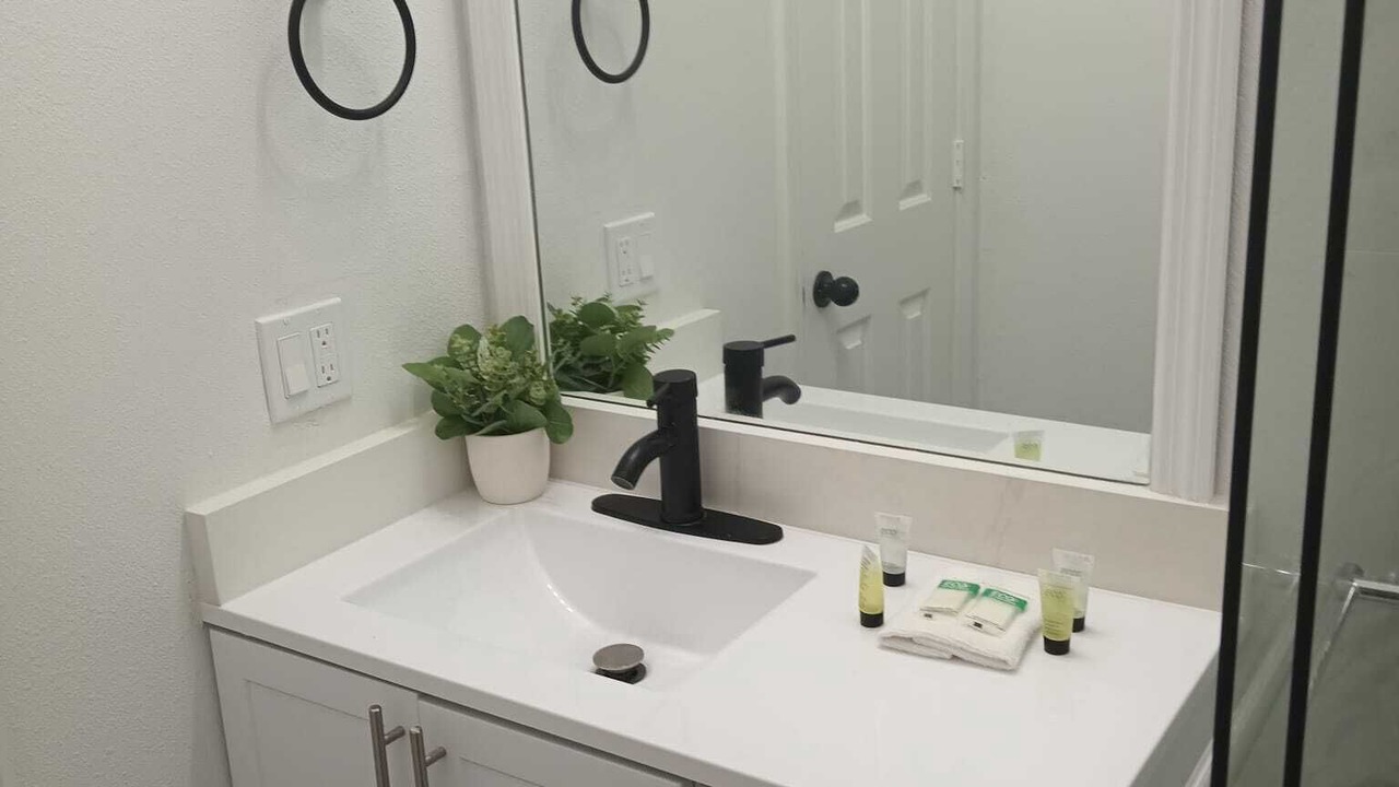 Photo of Bathroom in Eagle Pointe South