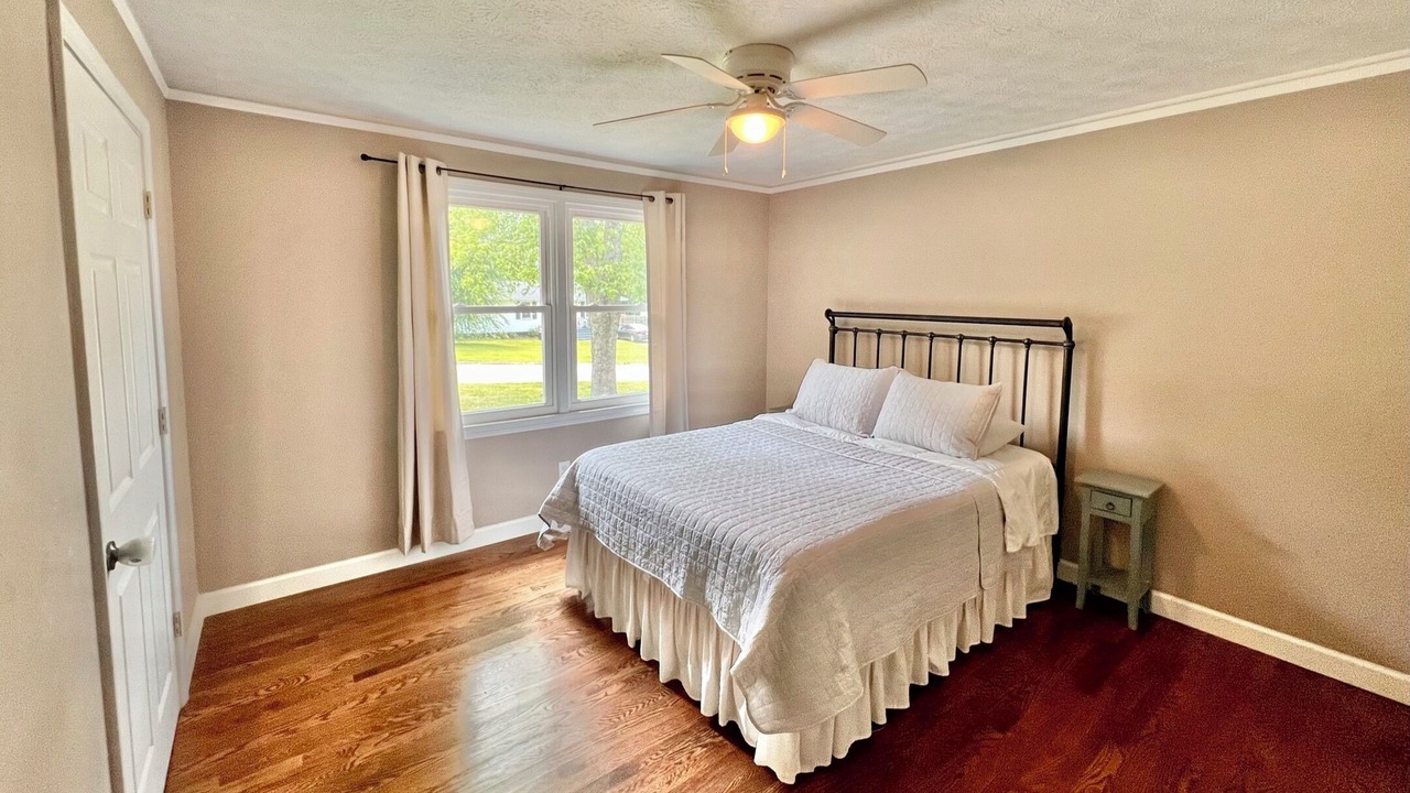Photo of Bedroom in Travelers Rest