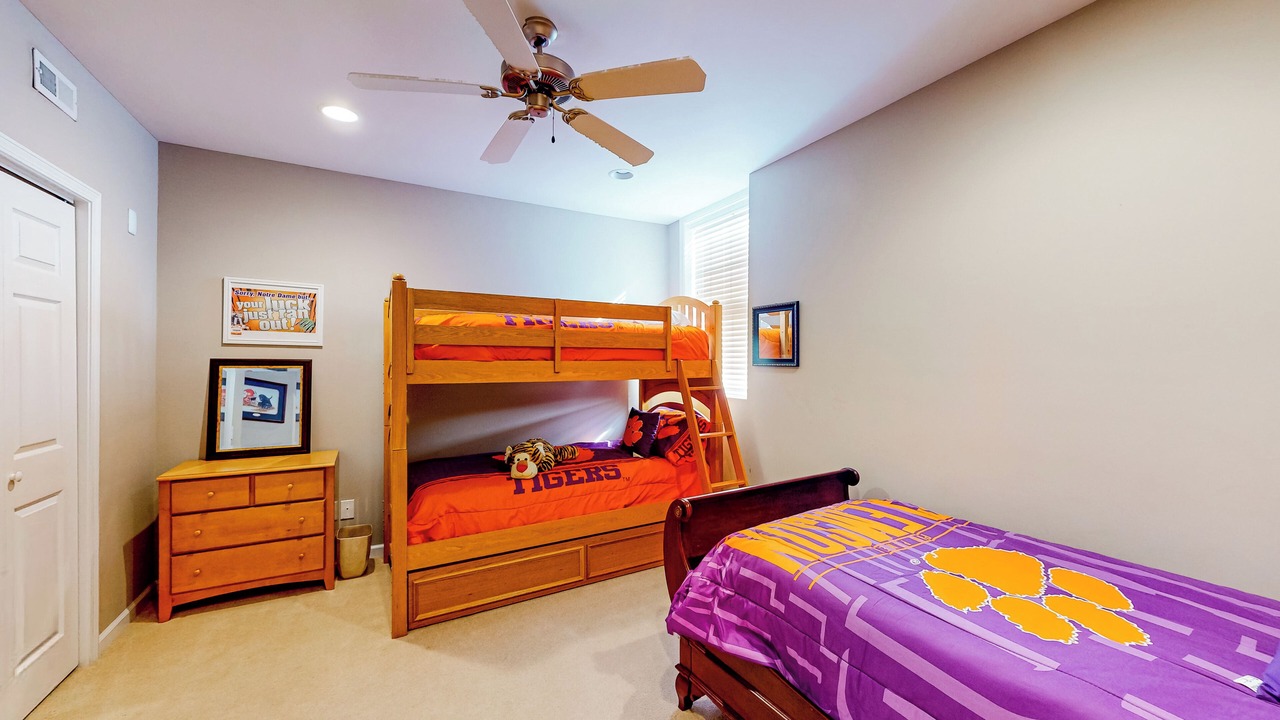 Photo of Bedroom in Seneca