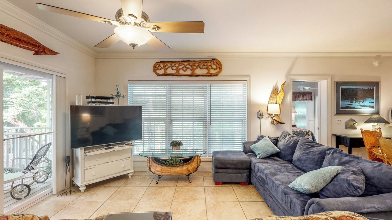 Photo of Livingroom in Bell
