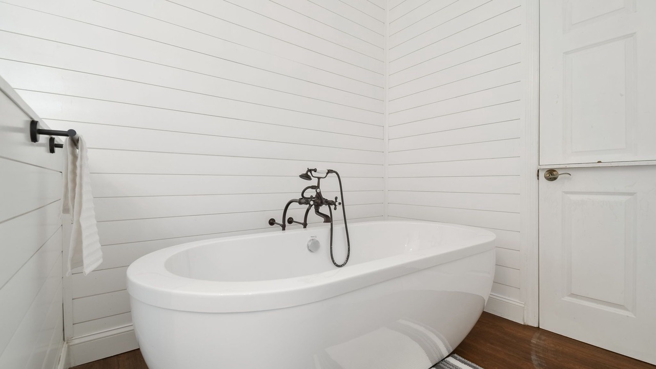 Photo of Bathroom in Dade City