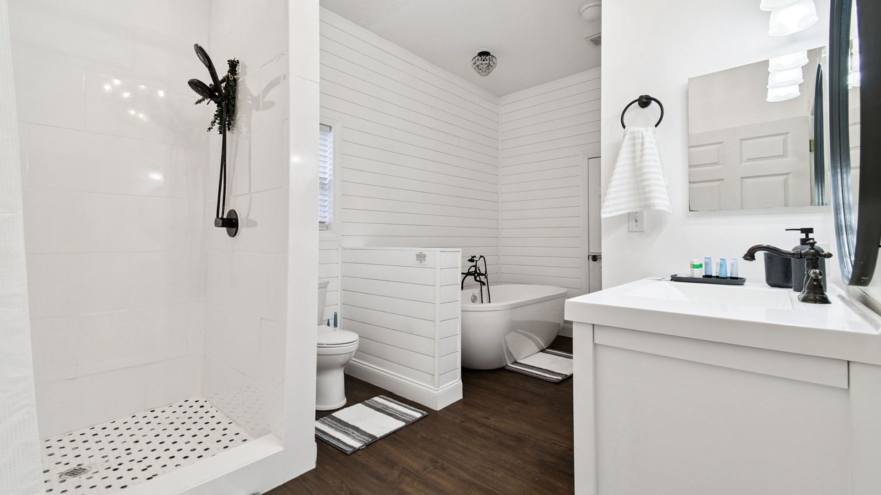 Photo of Bathroom in Dade City
