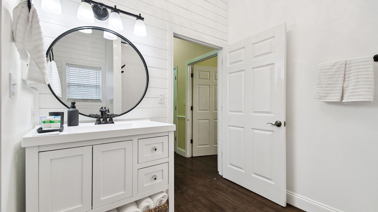 Photo of Bathroom in Dade City