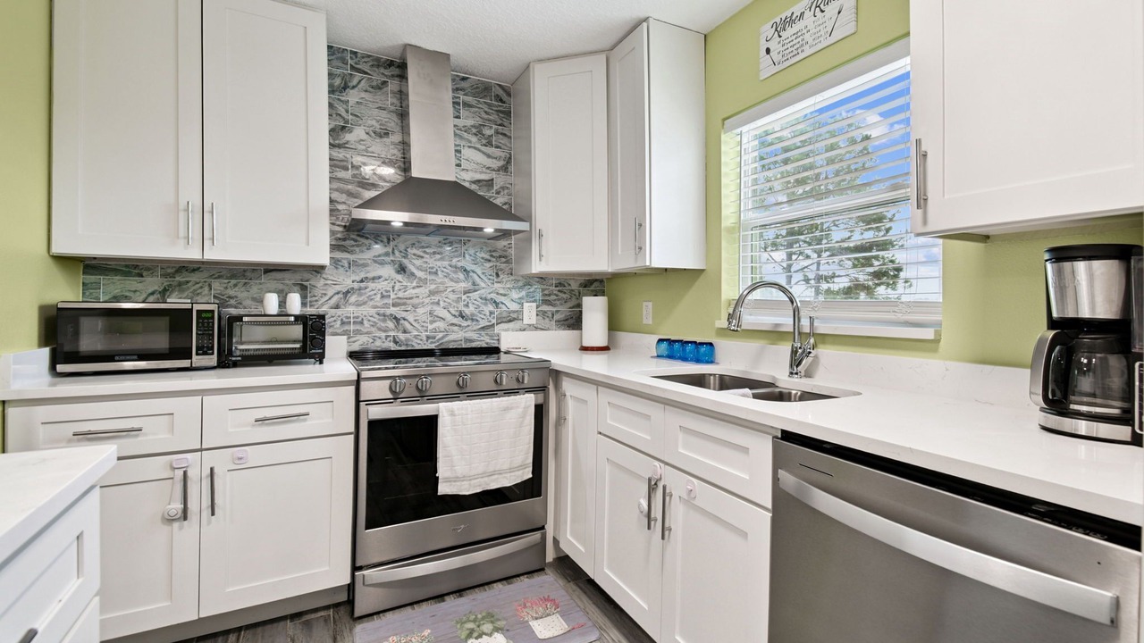 Photo of Kitchen in Dade City