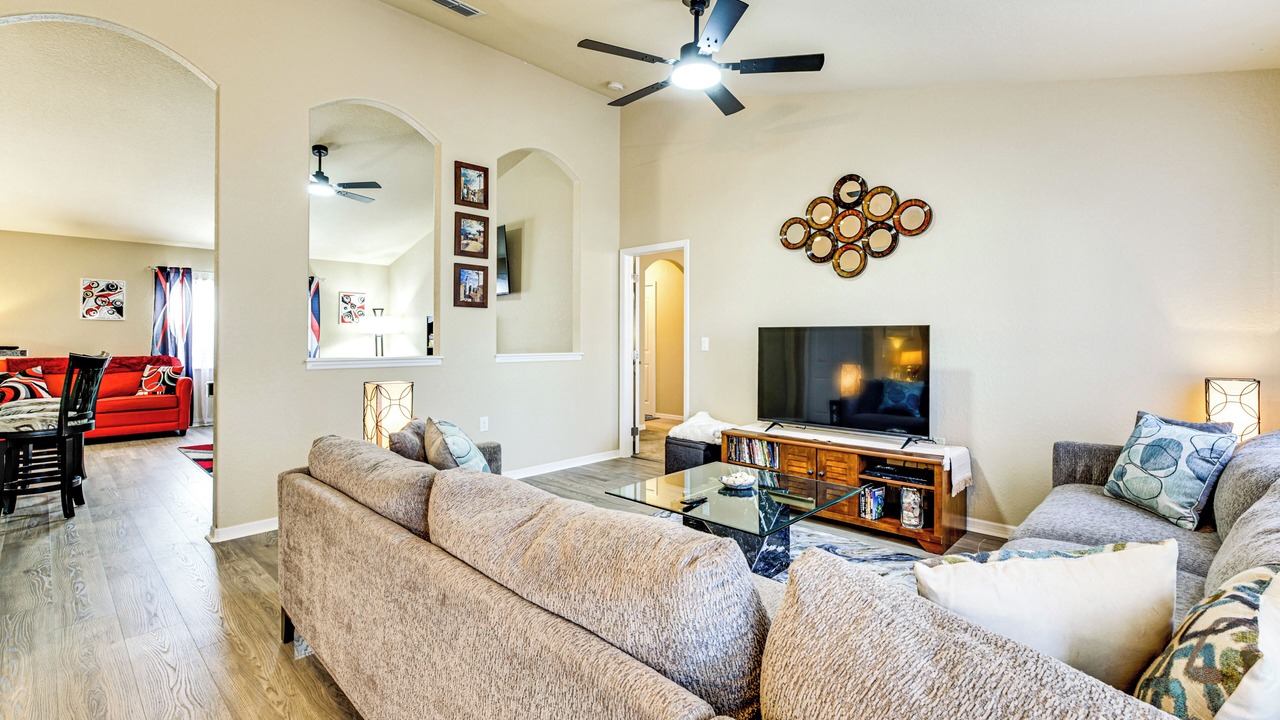 Photo of Livingroom in Spring Hill