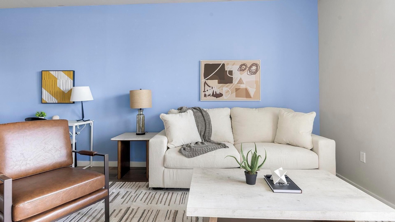 Photo of Livingroom in Whitney Beach