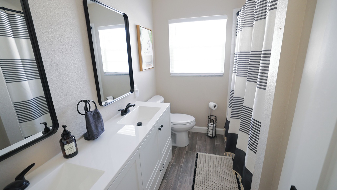 Photo of Bathroom in Palmetto
