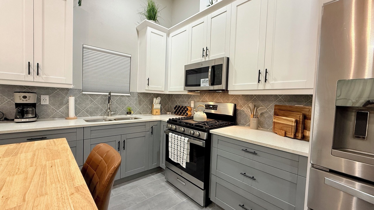 Photo of Kitchen in Bearss Plaza