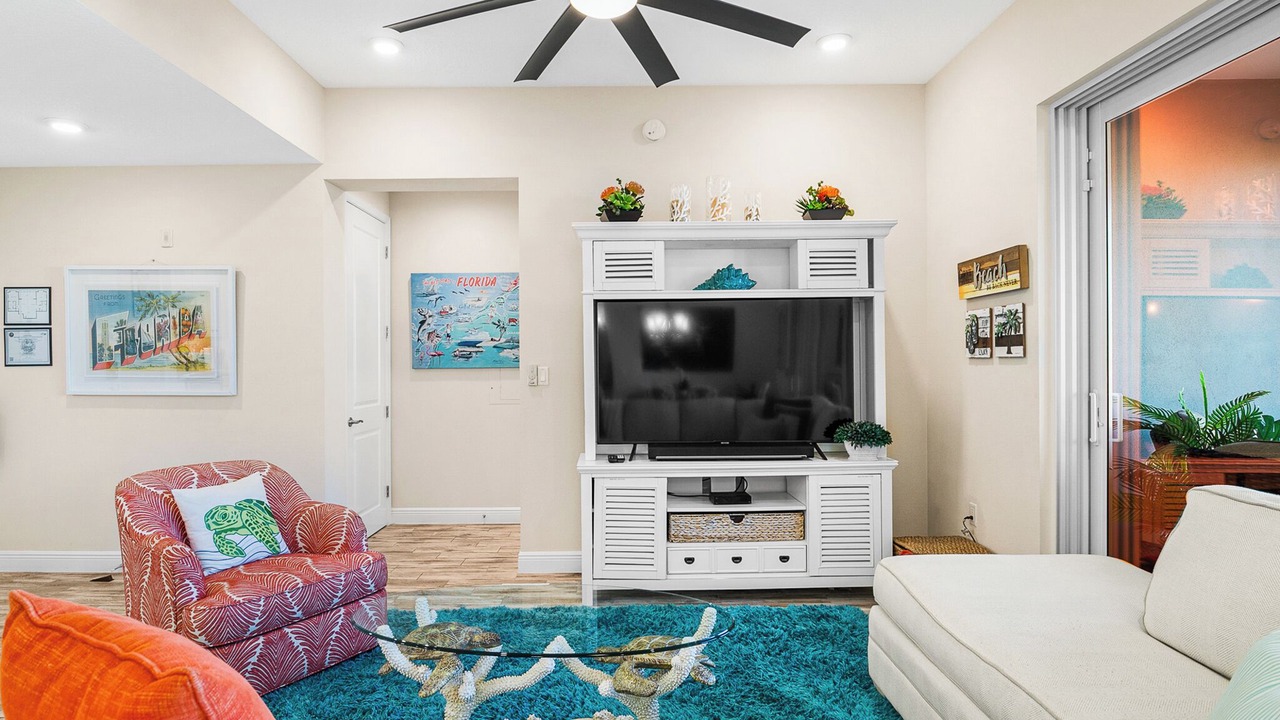 Photo of Livingroom in Whitney Beach