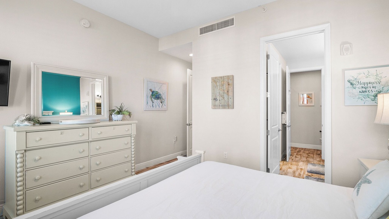 Photo of Bedroom in Whitney Beach