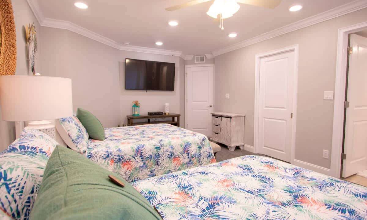 Photo of Bedroom in Sand Key