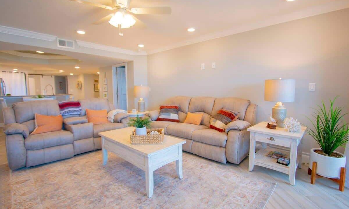 Photo of Livingroom in Sand Key