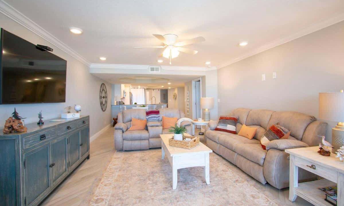Photo of Livingroom in Sand Key
