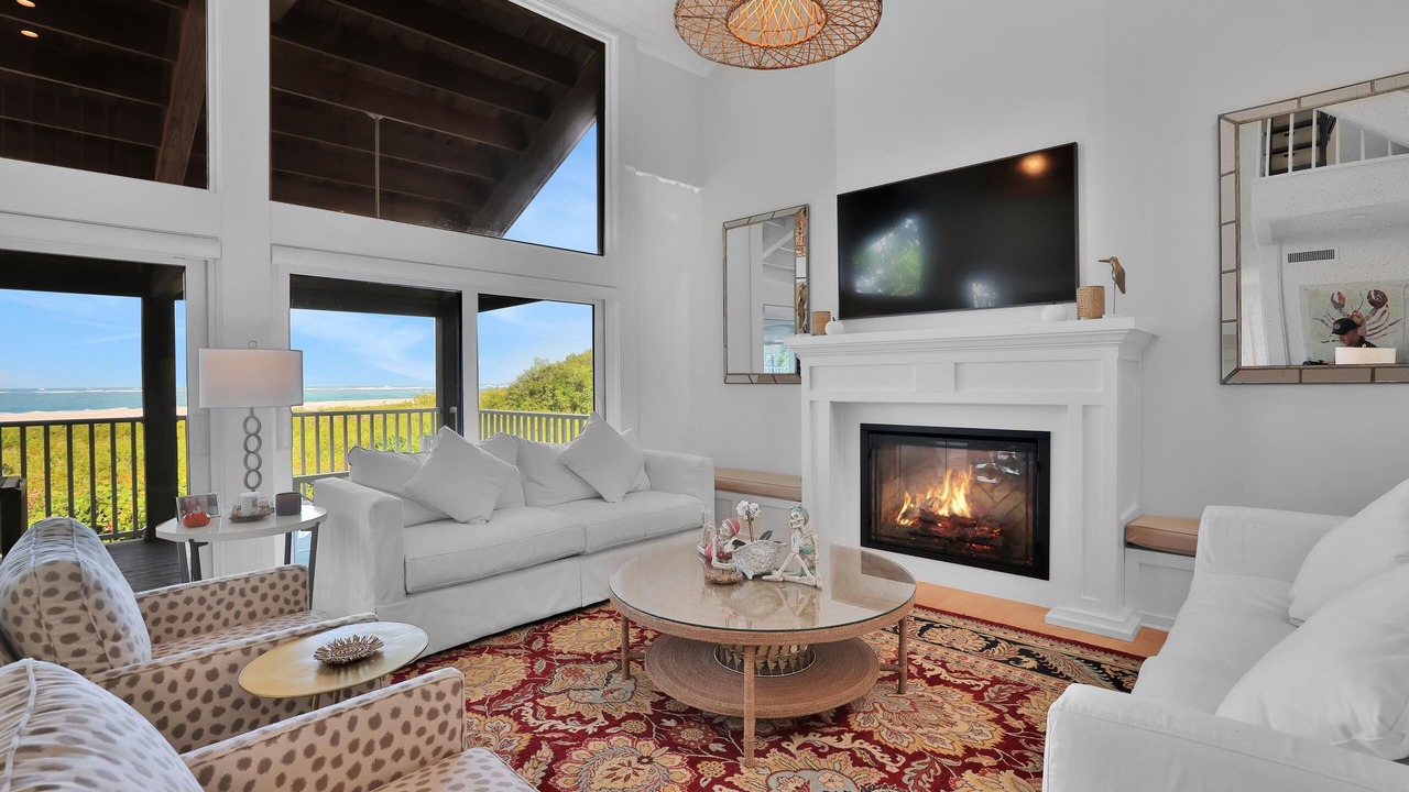 Photo of Livingroom in Whitney Beach