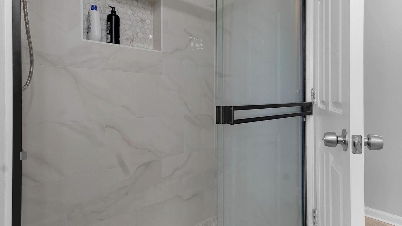 Photo of Bathroom in Sandalwood