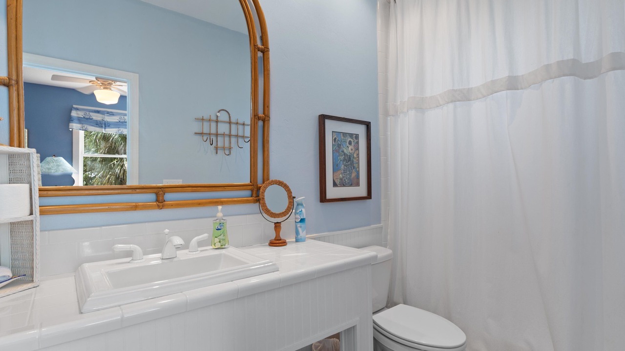 Photo of Bathroom in Cedar Key